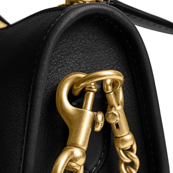 COACH
Waverly Small Leather Shoulder Bag - Picture 5 of 10